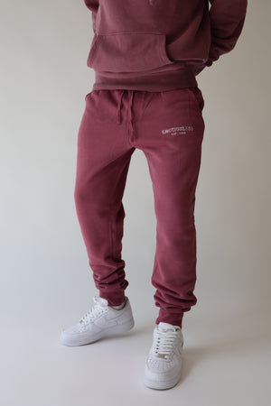 Relaxed Sweatpants in Maroon