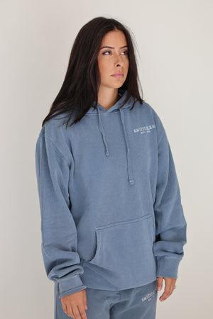 Relaxed Hoodie in Indigo