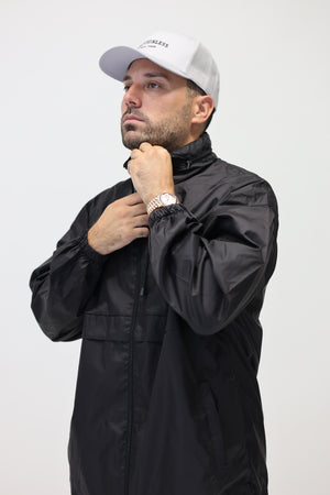 Windbreaker in Black