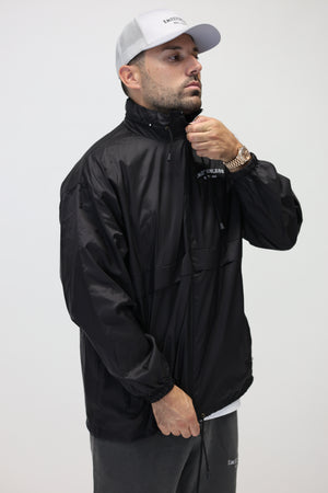 Windbreaker in Black